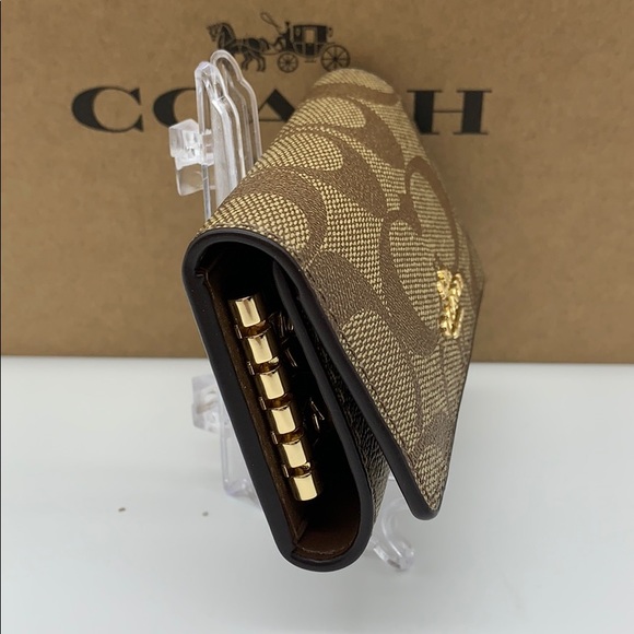 COACH Five Ring Key Case In Signature Canvas - Picture 4 of 16